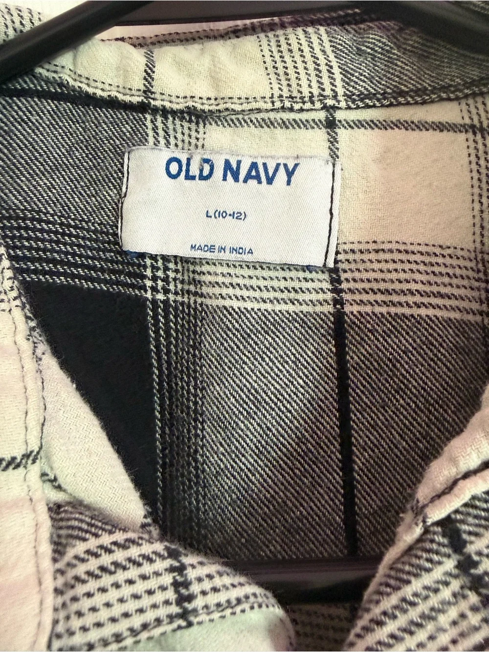 Old Navy Black & White Plaid Button-Down Shirt